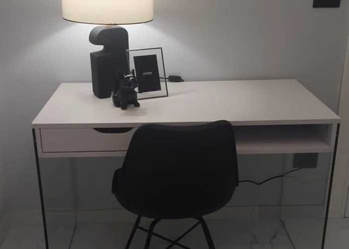 Pozzo Strada דירה *
