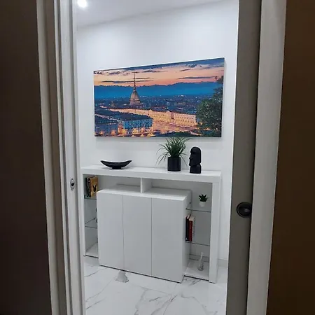 Apartment Pozzo Strada Turin
